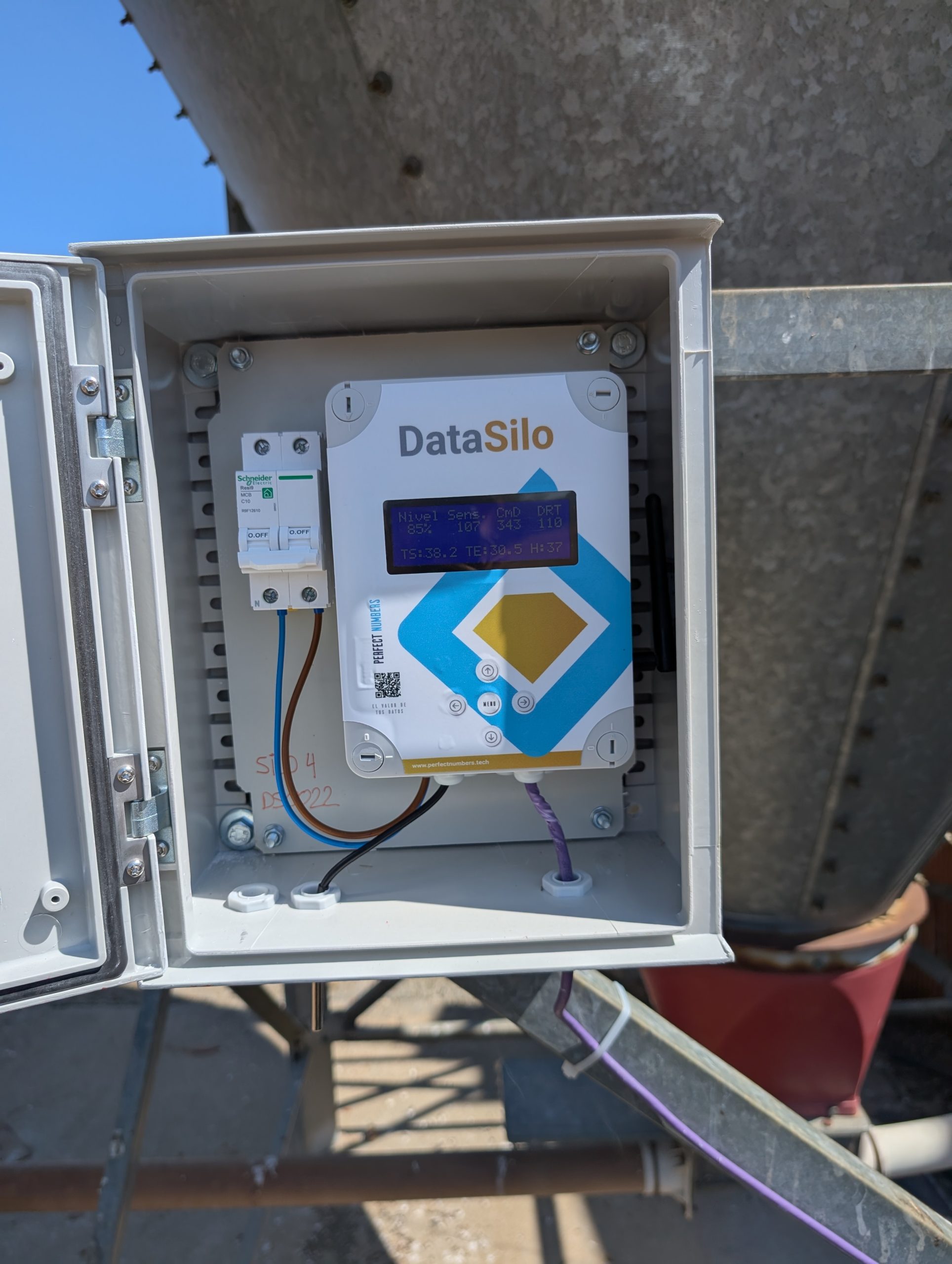 Caja PVC pequeña DataSilo